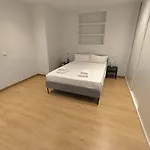 Chamartin - Modern & Comfortable Rooms