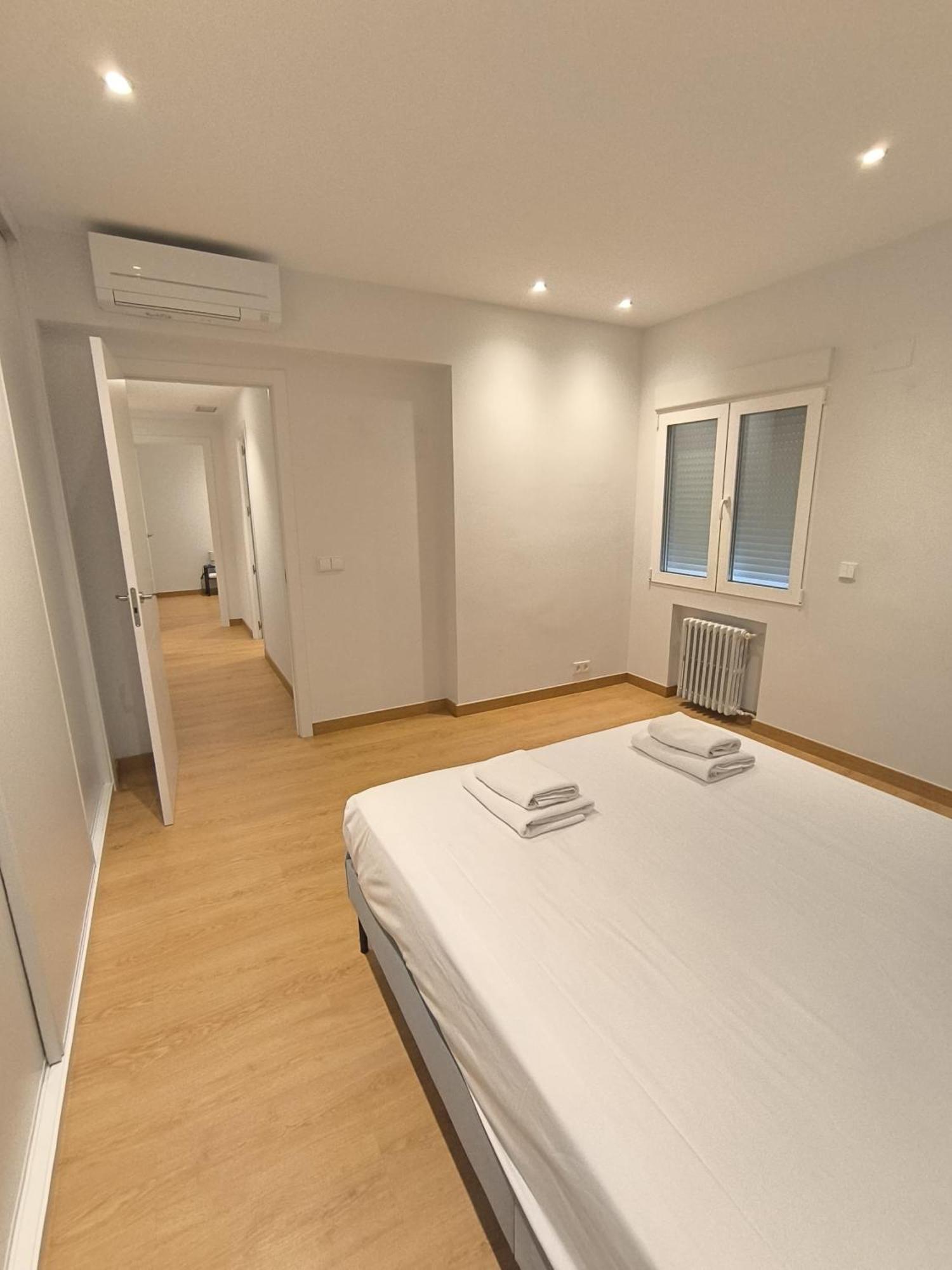 Chamartin - Modern & Comfortable * Madrid