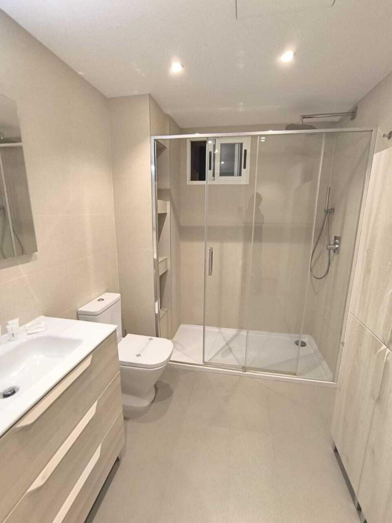 Ah - Chamartin Smart Rooms - Practicas, Modernas Y Bien Situadas Gasthof