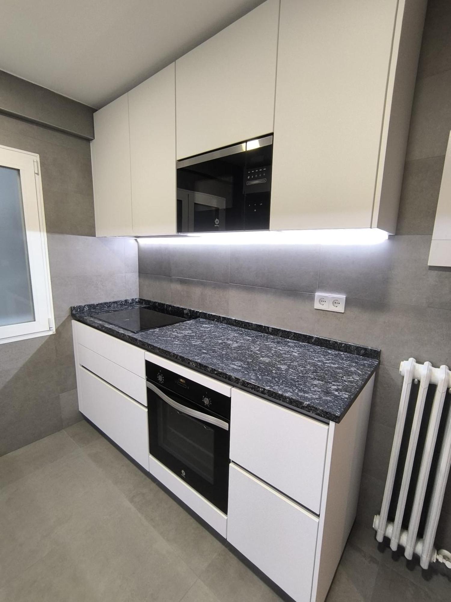 Chamartin - Modern & Comfortable Gasthuis *